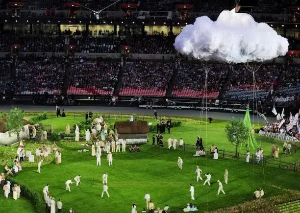 短道速滑世界杯：速度与激情的完美结合，直播带来视觉和心灵的双重盛宴
